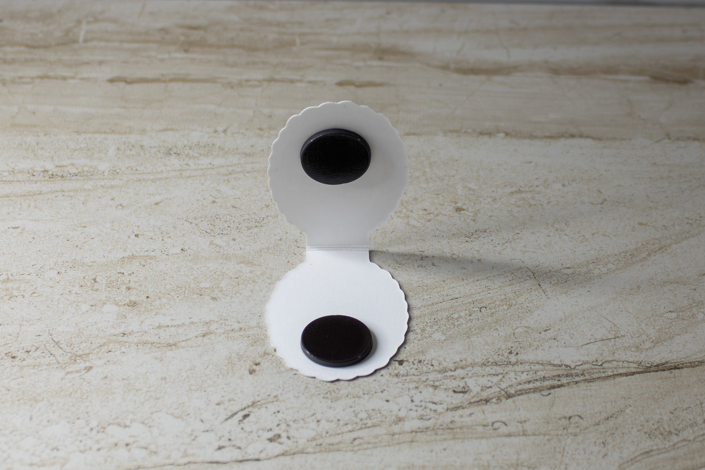 Pink Bow Frame Magnetic Bookmark